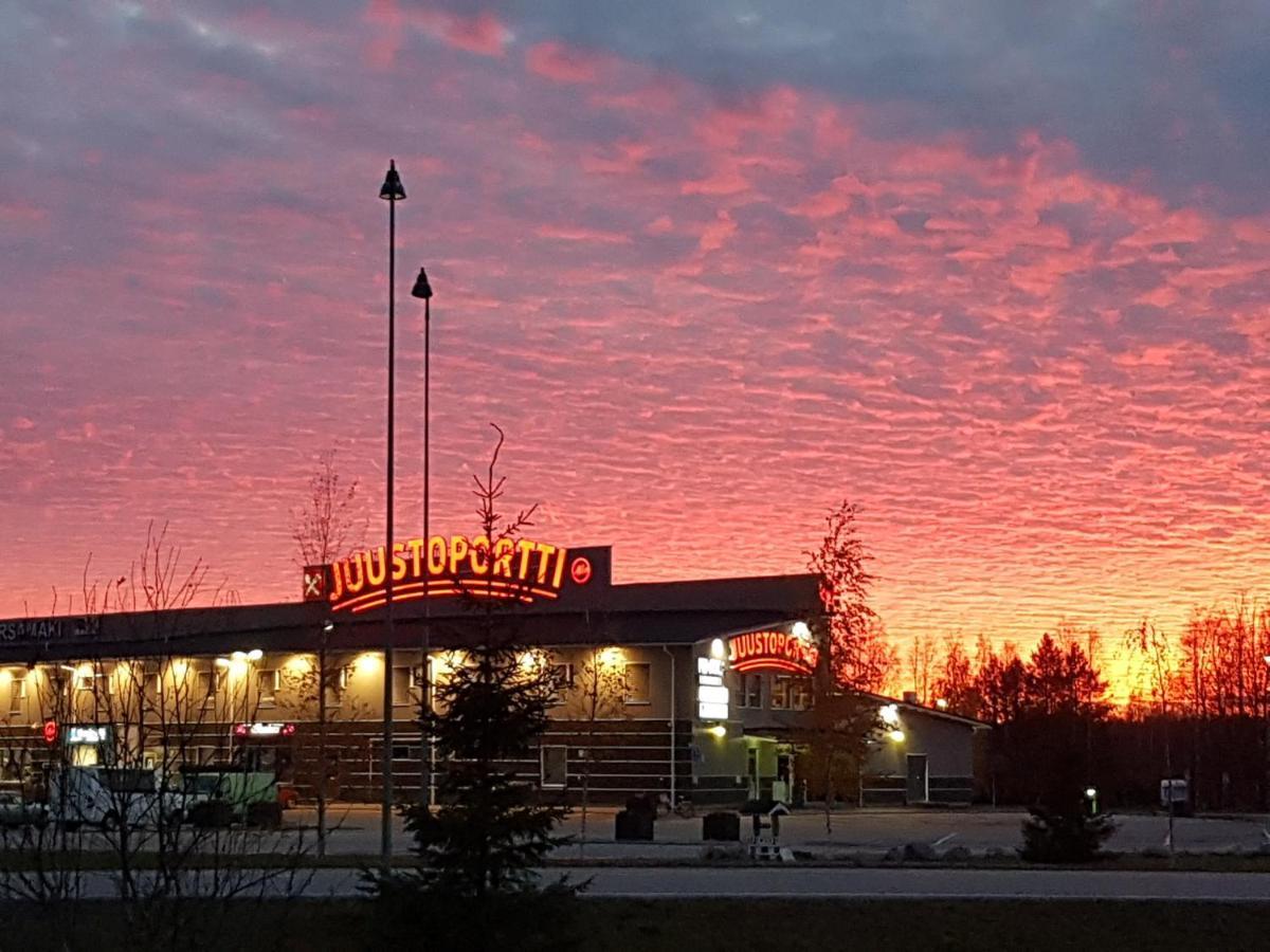Hotelli Kaersaemaeki Dış mekan fotoğraf